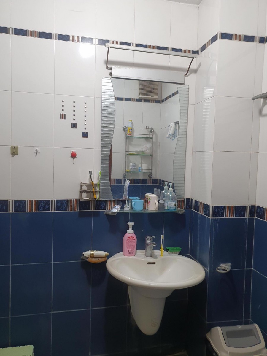 Chỉ 5.8 tỷ, Ngọc Lâm, sổ đỏ chính chủ, Ngõ thông ô tô, 50m x 4 tầng, mt 4.8m, liên hệ 0909258391
