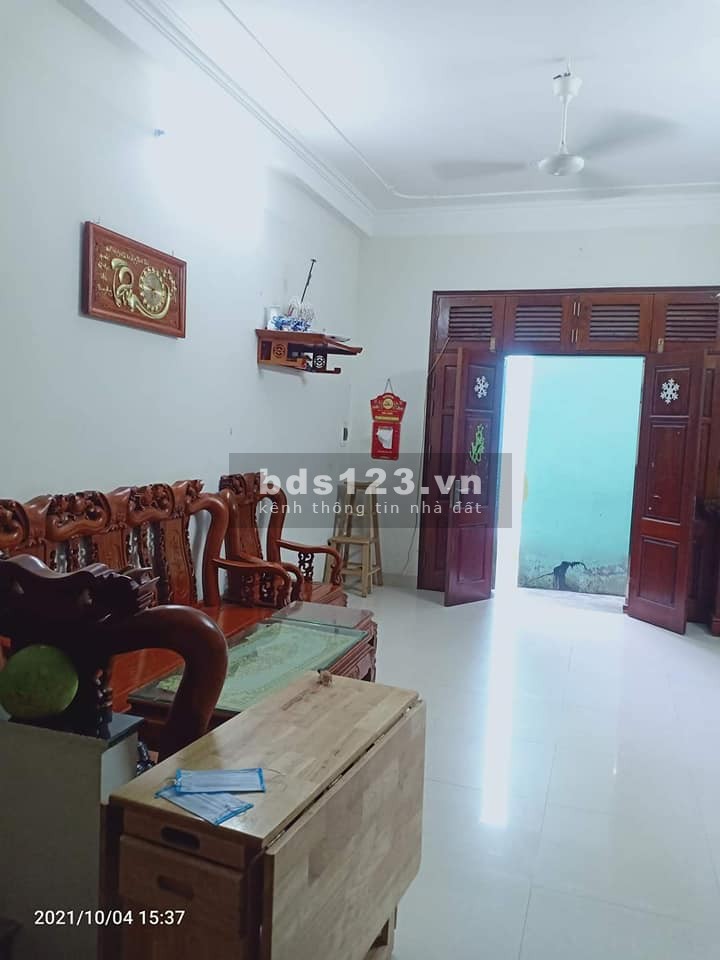 Bán Quỳnh Đô, Thanh Trì ô tô diện tích 36m2, đúc 4 tầng giá chỉ 1.85 tỷ liên hệ 0379146261