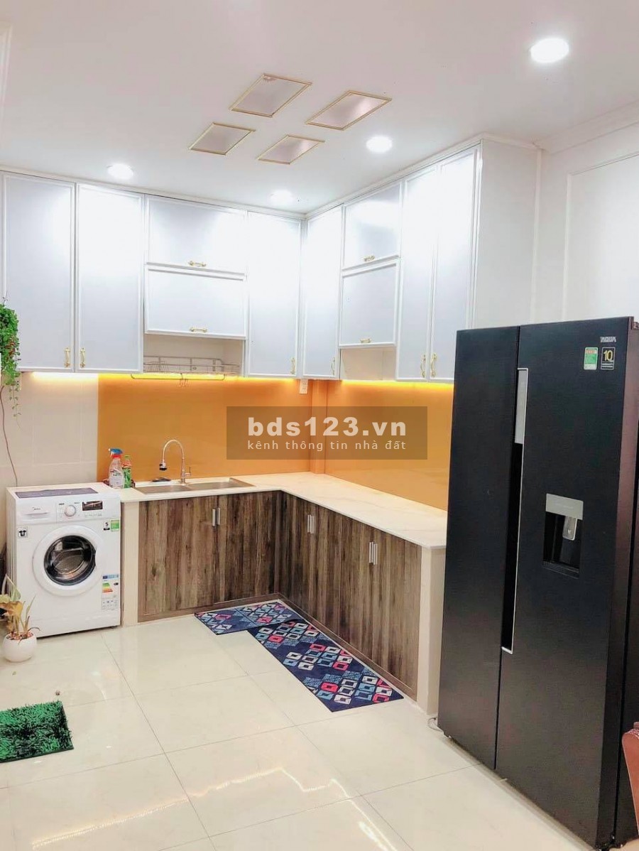 Bán Nhà HXH Phùng Văn Cung, Ngã Tư Phú Nhuận, 72M2, Ngang 4m, Giá Rẻ