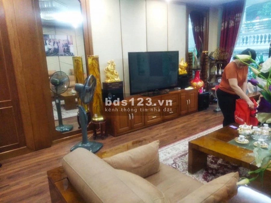 Khu đô thị Văn Phú Hà Đông, dtsd 90m2, 5. tầng view vườn hoa, gần metro, giá 8 tỷ hơn