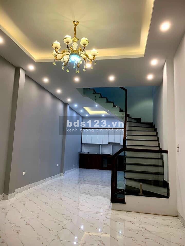 Ngọc Thụy nhà nguyên căn mới, gần phố ô tô đỗ cửa giá nhỉnh 3 tỷ lh 0394980881