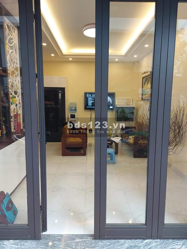 Bán nhà nguyên căn Phúc Lợi hiếm ngõ to như phố kinh doanh, dt 31m2, giá 3 tỷ nhỉnh