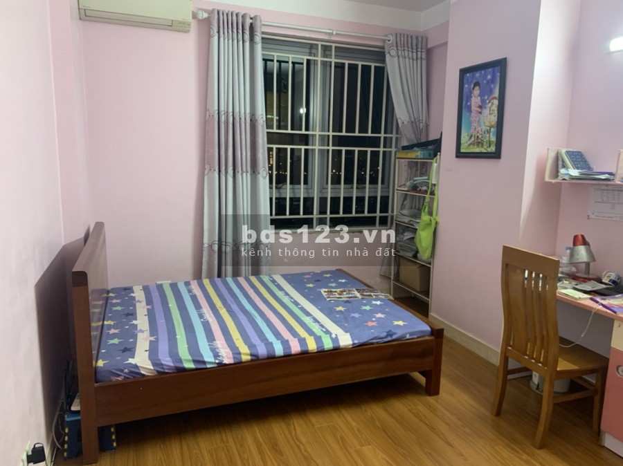 Bán CHCC Tầng 22, Tổng Cục 5 Bộ Công An 125m căn góc 3PN thoáng mát giá 3 tỷ 0988296228