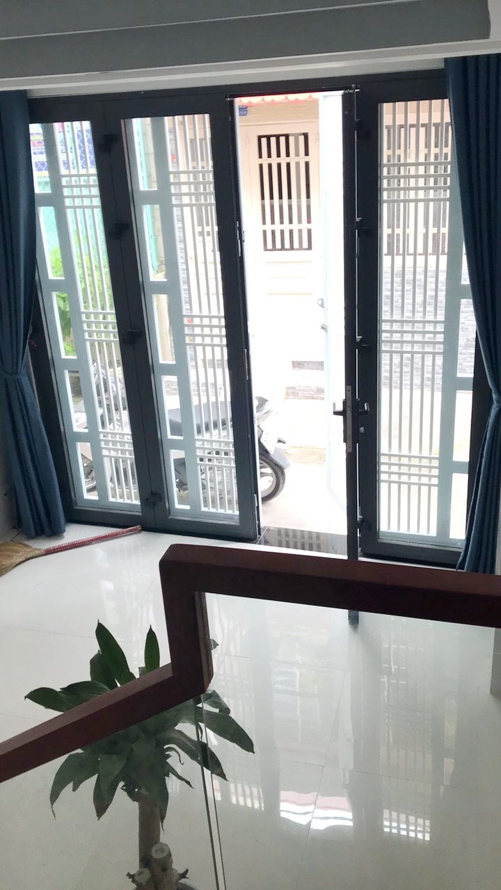 Bán nhà đường Võ Trứ P9, Q.8, nhà cách mặt tiền Hưng Phú 50m