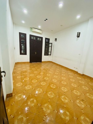Bán nhà Tôn Đản Quận 4, diện tích sử dụng 18m2, giá bán 1.45 tỷ, liên hệ 0932501298