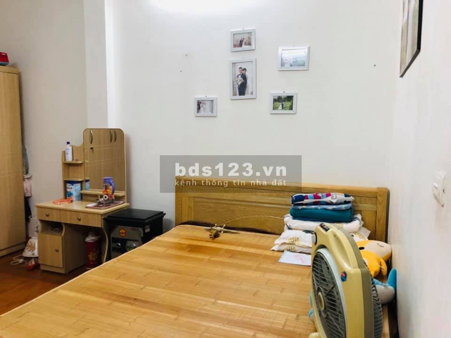 Nhà Phố Đại Mỗ, Nam Từ Liêm 45m, 4 ngủ Ô tô gần giá 3 tỷ 75 liên hệ 0902083139, an sinh tuyệt