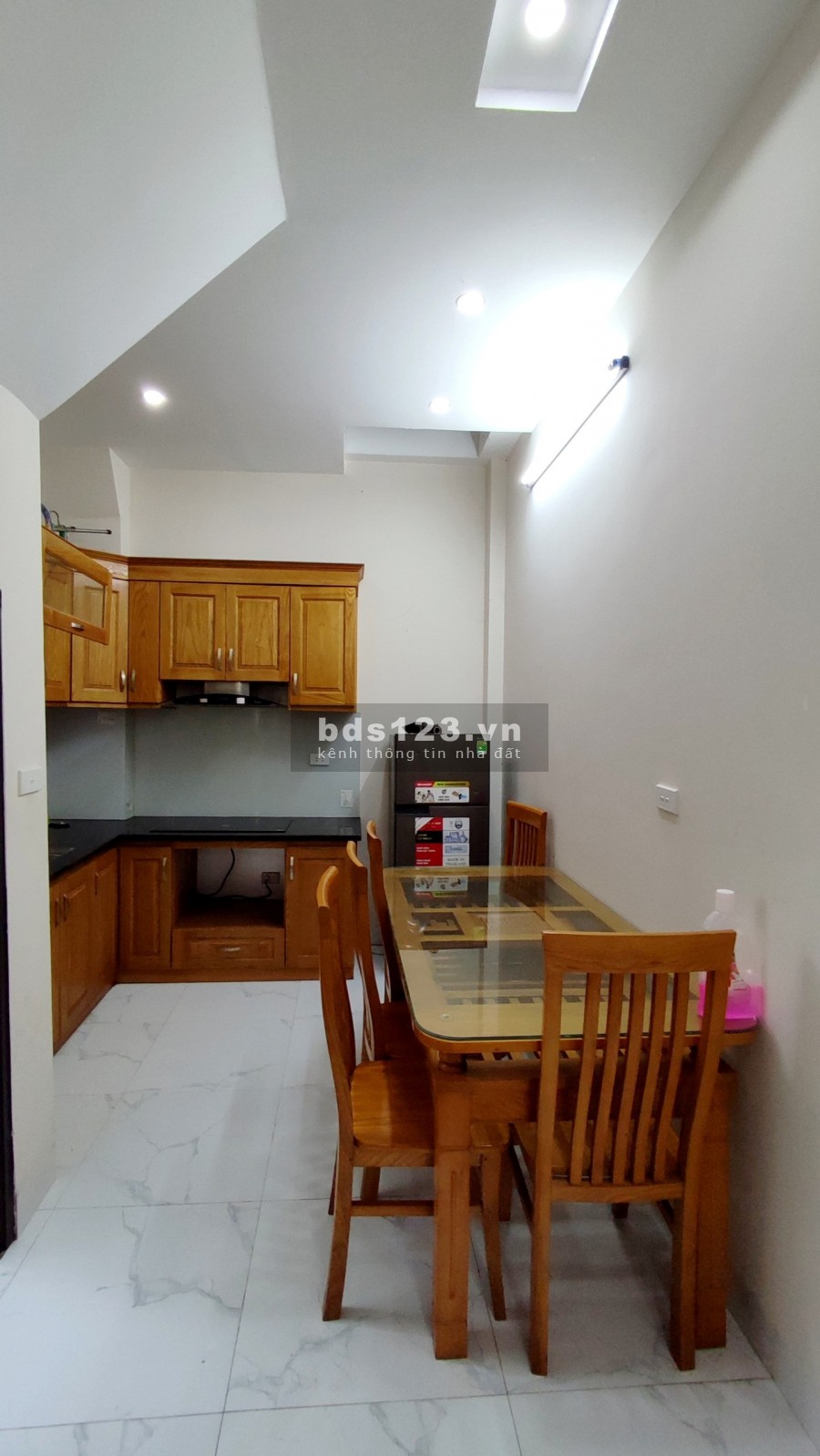 Nhỉnh 3 tỷ - Bán gấp nhà 5 tầng Lê Đức Thọ, Nam Từ Liêm 35m2, ô tô đỗ, sổ đỏ đẹp (có TL)