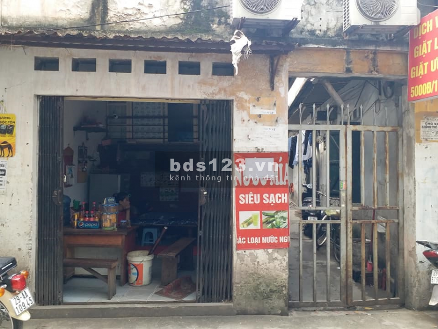 Cần bán nhà mặt phố Giáp Bát Hoàng Mai, dtsd 112m2, cấp 4 giá 10 tỷ, kinh doanh đầu tư