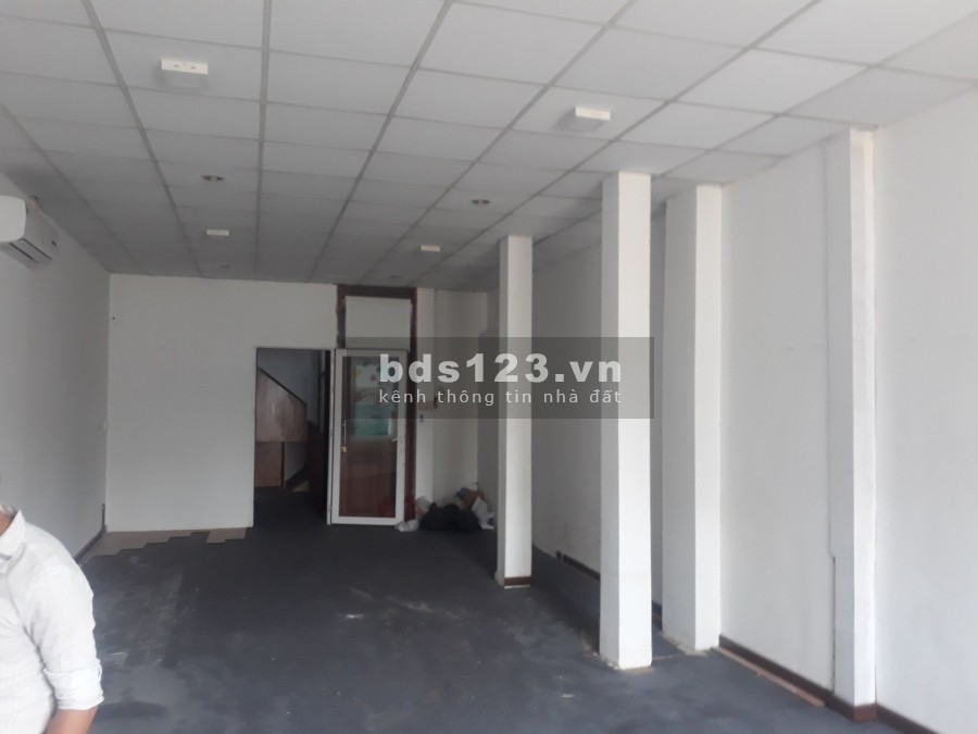 Cho thuê VP gần sân bay mặt tiền 18 Cộng Hòa Quận Tân Bình 2 mặt tiền ưu đãi hấp dẫn