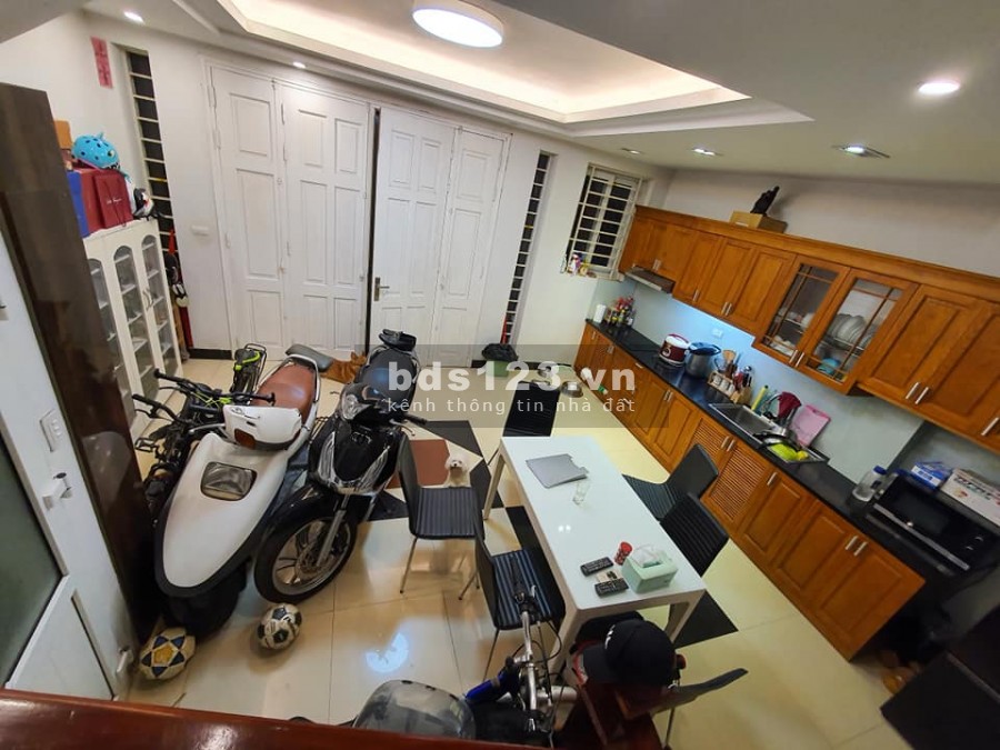 Nhà đẹp Xã Đàn, ngõ rất nông, cách phố 50m, diện tích 42m Chủ tự xây 5 tầng 4.5 tỉ