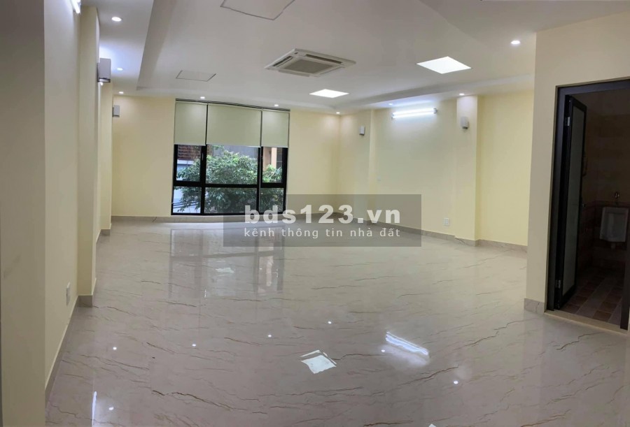 Cho thuê mặt bằng giá rẻ tại Trần Điền, vỉa hè rộng rãi khu dân trí cao, sâm uất, kinh doanh sầm uất