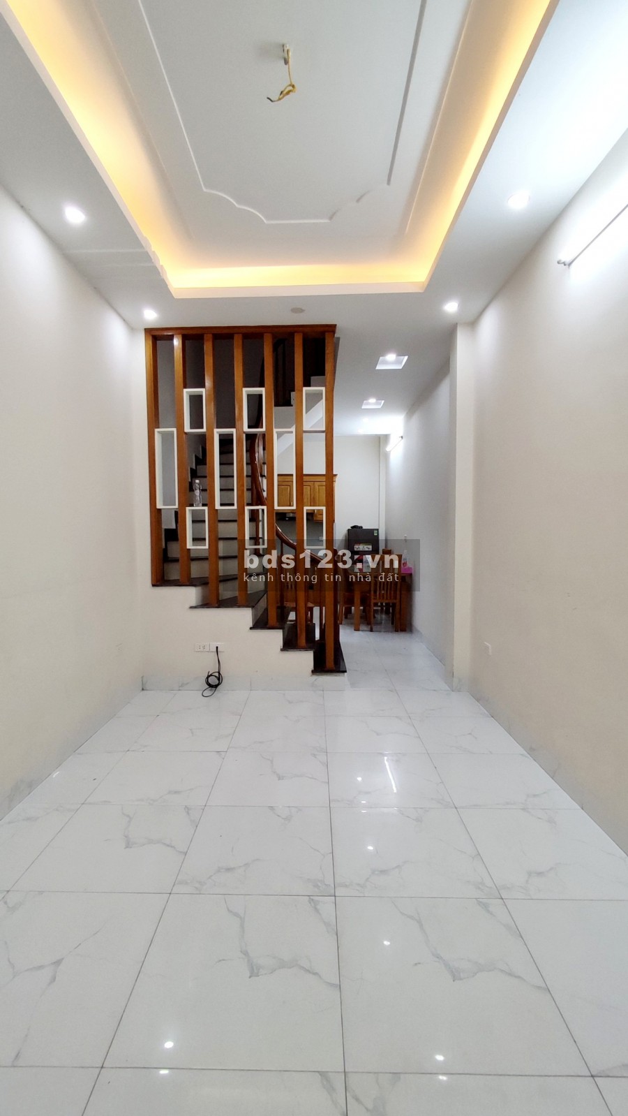 Nhỉnh 3 tỷ - Bán gấp nhà 5 tầng Lê Đức Thọ, Nam Từ Liêm 35m2, ô tô đỗ, sổ đỏ đẹp (có TL)
