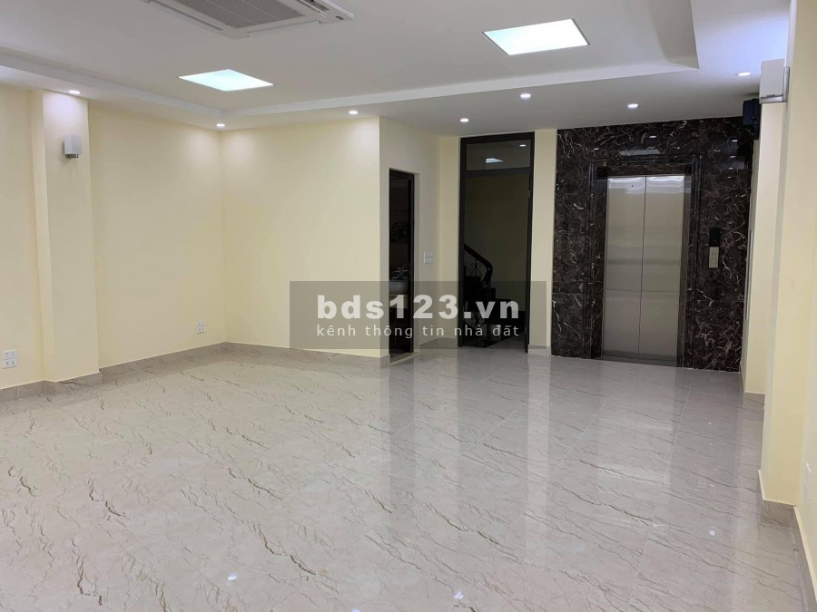 Cho thuê mặt bằng giá rẻ tại Trần Điền, vỉa hè rộng rãi khu dân trí cao, sâm uất, kinh doanh sầm uất
