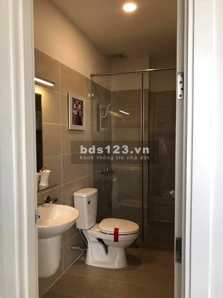 Nhà xây sẵn kiên cố giá rẻ trung tâm gần chợ giá thương lượng, liên hệ 0939489715