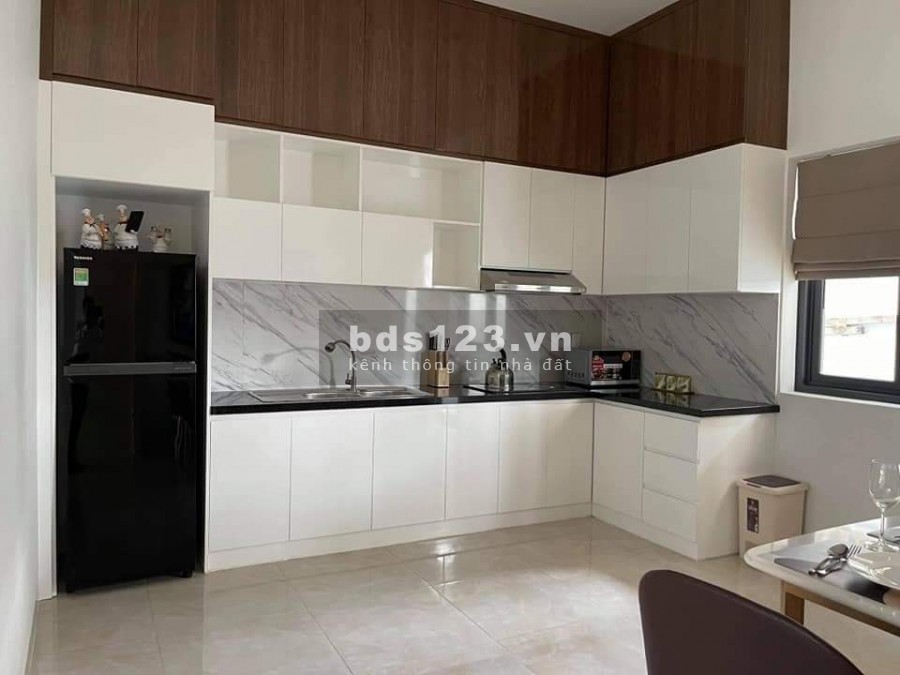 Nhà xây sẵn kiên cố giá rẻ trung tâm gần chợ giá thương lượng, liên hệ 0939489715