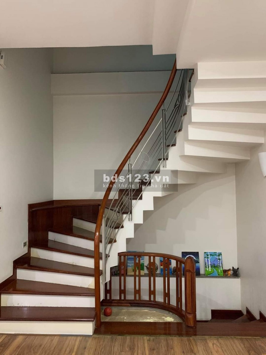 Biệt thự lô góc đẳng cấp kinh doanh đỉnh vị trí điểm 10 trong khu đô thị Mỹ Đình 1, sổ sẵn