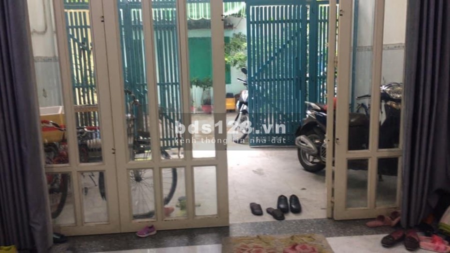 Bán nhà mới xây Quận Tân Phú giá rẻ chỉ 6 tỷ hẻm xe hơi, pháp lý sạch đẹp, công chứng ngay