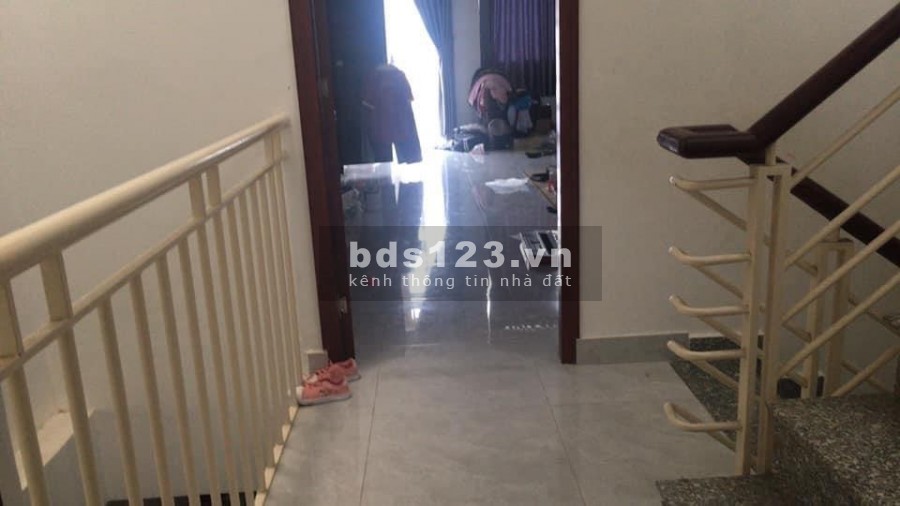 Bán nhà mới xây Quận Tân Phú giá rẻ chỉ 6 tỷ hẻm xe hơi, pháp lý sạch đẹp, công chứng ngay