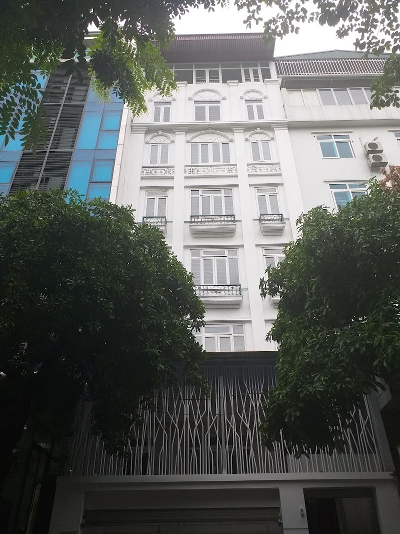 Cần bán tòa nhà mặt phố Lâm Hạ Quận Long Biên vỉa hè dtsd 250m2 5 tầng, mặt tiền 6m giá 25 tỷ