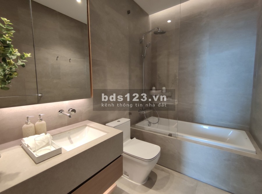 Bán Lancaster Luminaire chiết khấu lên đến 11.2%, HĐMB trực…