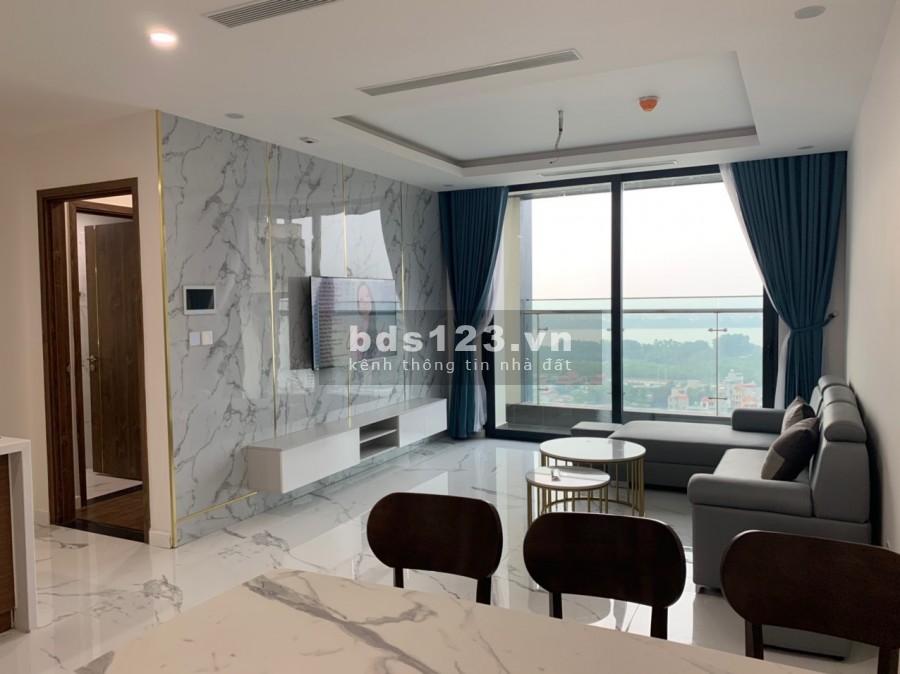 Căn 2PN Sunshine City full nội thất dtsd 80m2 View Sông Hồng giá bán 3,1 tỷ (bao phí)
