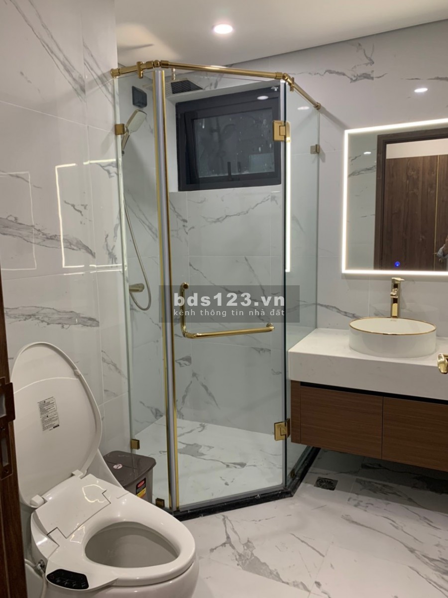 Căn 2PN Sunshine City full nội thất dtsd 80m2 View Sông Hồng giá bán 3,1 tỷ (bao phí)