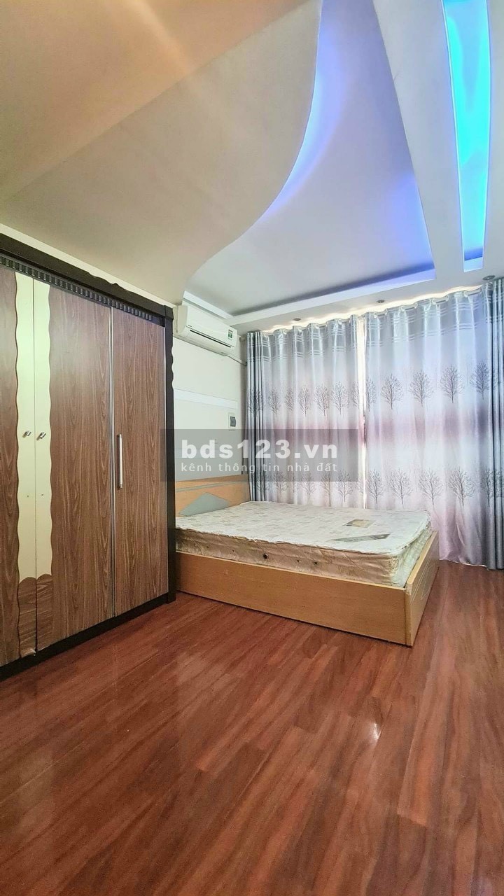 Bán nhà nguyên căn đường Phùng Chí Kiên, gần phố diện tích 76m2 giá bán 6 tỷ, sổ sẵn
