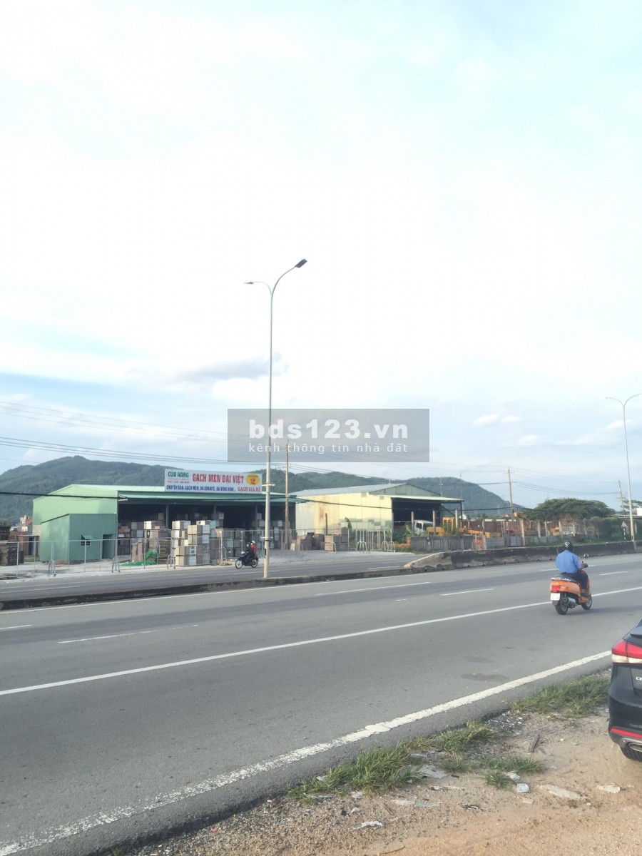 Bán đất mặt tiền Quốc Lộ 51 thị xã Phú Mỹ, vị trí độc tôn duy nhất hiện nay tại Phú Mỹ