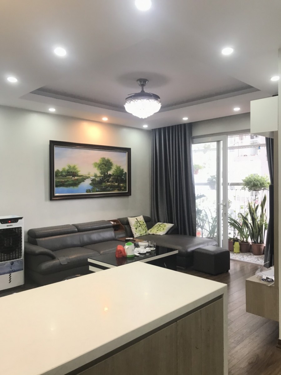 Chính chủ cần bán căn chung cư vị trí đẹp tại Quận Hoàng…