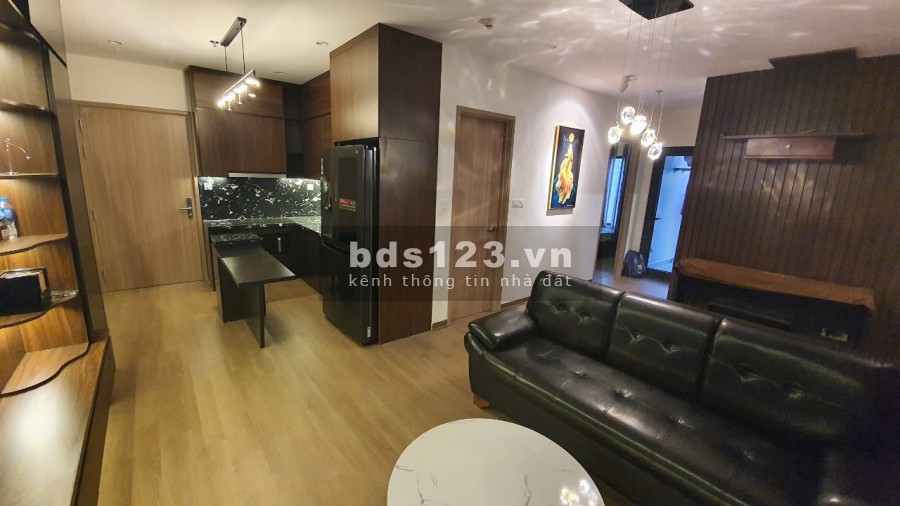 Cho thuê CH 2ngủ 2WC, dt 63m2, full nt tại Vinhomes Smart City giá chỉ 11tr/tháng. LH: 0357902094