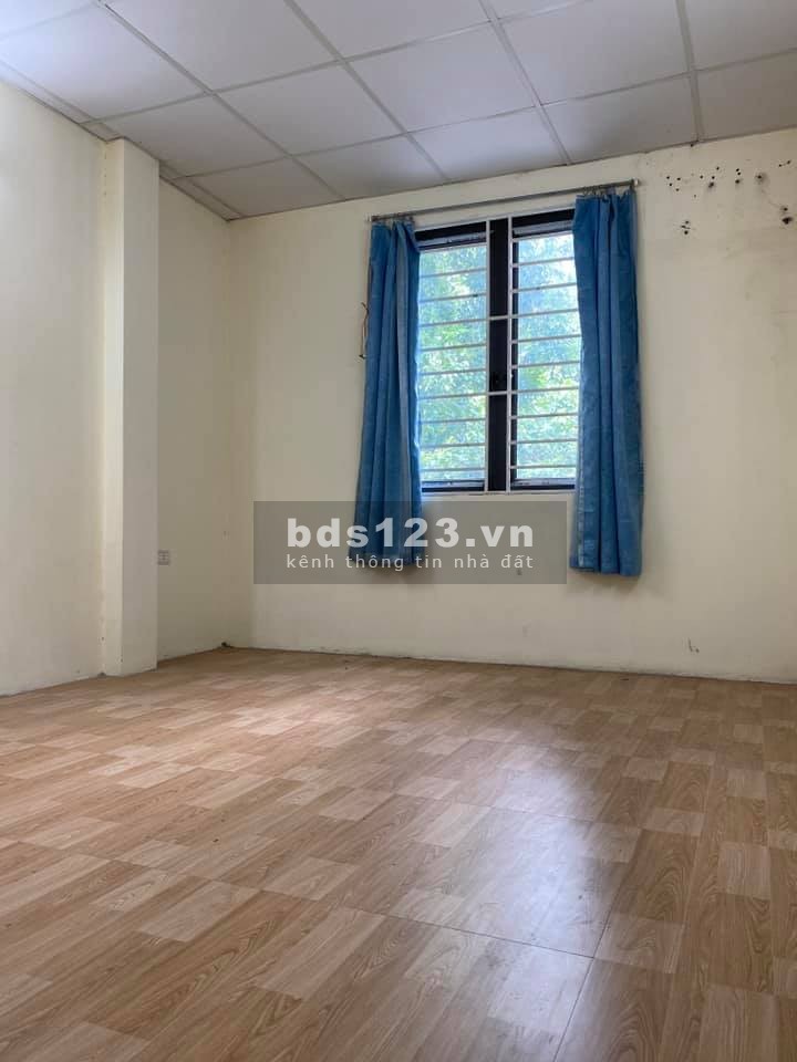 Nhà phố Ngọc Lâm, vị trí đắc địa, vỉa hè rộng, dân cư đông đúc, kinh doanh đỉnh, hiếm, chỉ 9 tỷ nhỉnh