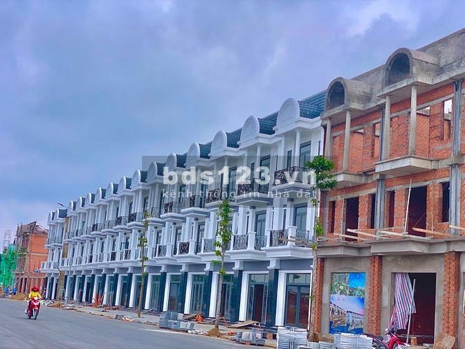 HOT... CHIẾT KHẤU 10% CHO KHÁCH HÀNG, DUY NHẤT 20 SẢN PHẨM TẠI CENTURY CITY
