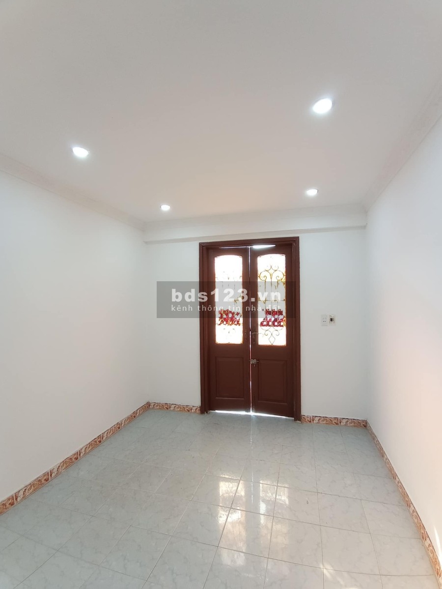Bán nhà Bạch Mai diện tích sử dụng 48m2 4 tầng giá bán 2.85 tỷ liên hệ 0944523668