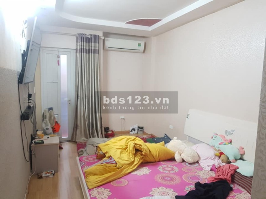 Bán nhà Giáp Nhất Ngã Tư Sở 50m2 5 tầng 4,8 tỷ nhà mới đẹp tiện ích đủ đầy