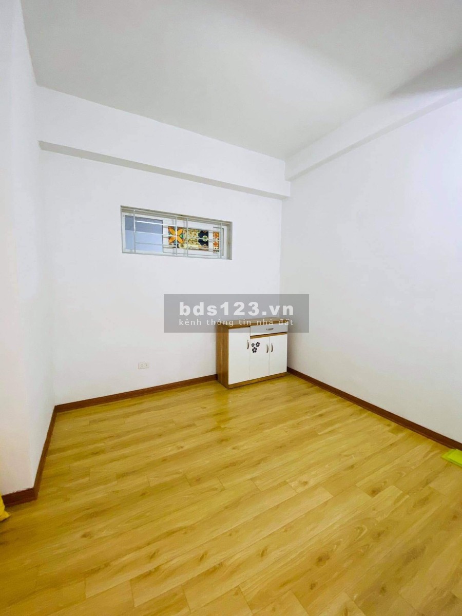 Cần bán căn chung cư 2 ngủ dt 77m2 tầng 12a khu 3 toà kđt thanh hà cenco5 fun đò giá 1,2 tỉ
