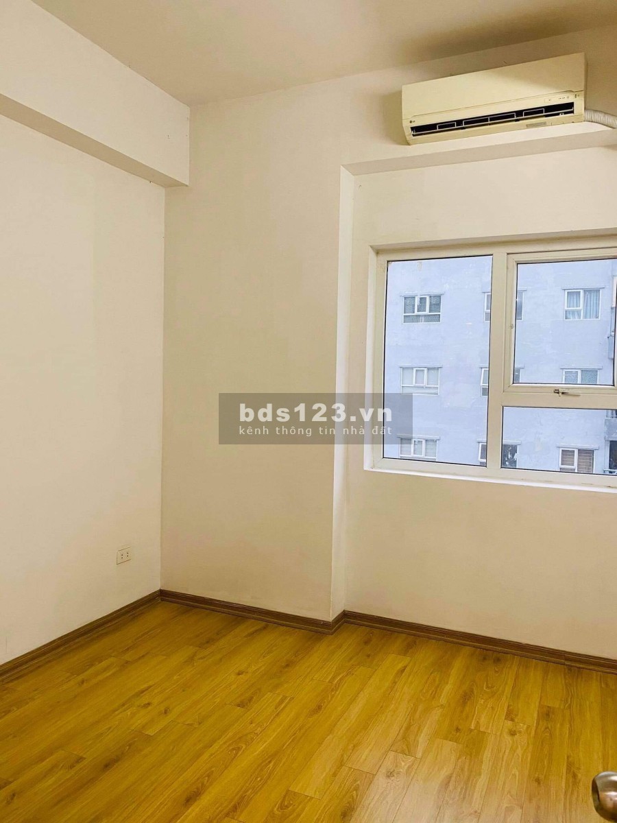 Cần bán căn chung cư 2 ngủ dt 77m2 tầng 12a khu 3 toà kđt thanh hà cenco5 fun đò giá 1,2 tỉ