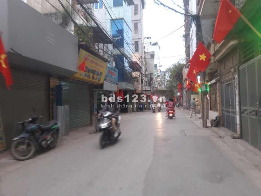 Bán lô góc 2 mặt thoáng, ngõ 3 gác ra vào thoải mái, kinh doanh cho thuê hiệu suất tốt