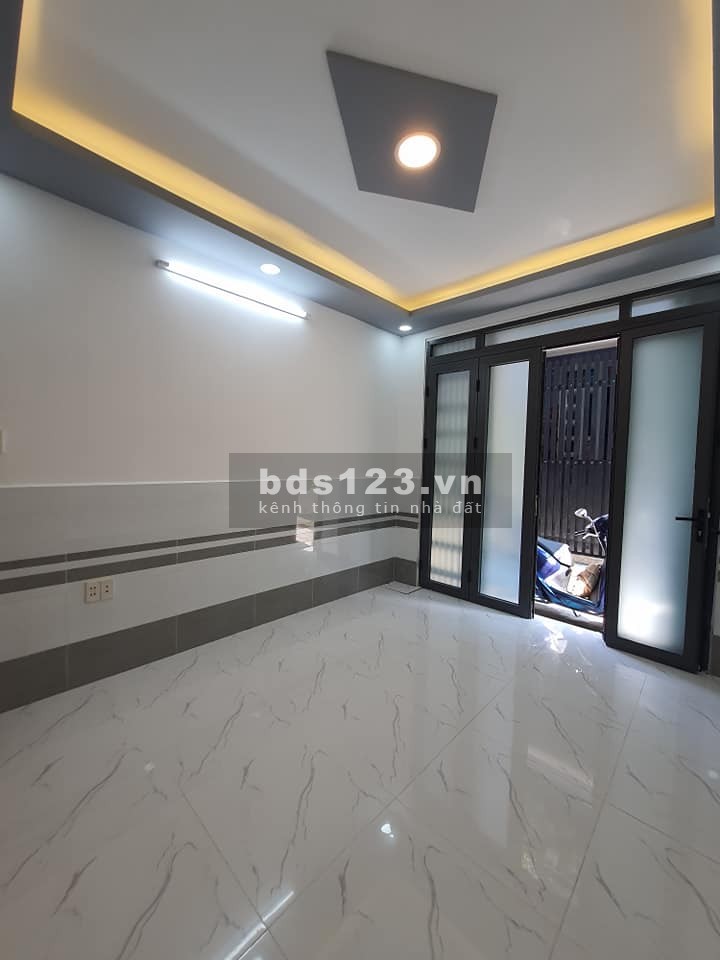 (Gò Vấp)Nhà đẹp, sát hxh, Nguyễn Thái Sơn thông Dương Quảng Hàm, 2 tầng, giá chỉ 2.8 tỷ