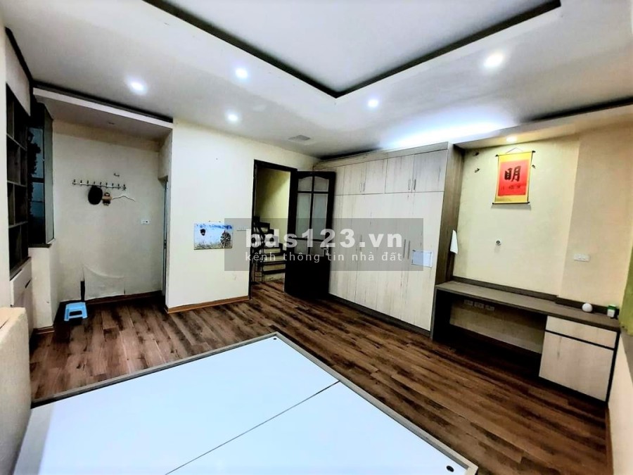Bán Nhà Quan Nhân 50m2 nhà đẹp 60m ra mặt phố giá chỉ 4.35 tỷ lh Thiện 0334.837.326.