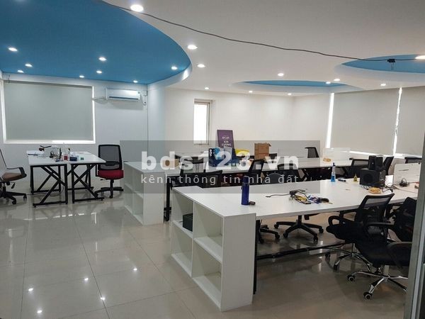 Văn phòng cho thuê tại Phố Vũ Tông Phan diện tích 65m2 giá thuê chỉ 11 triệu/tháng