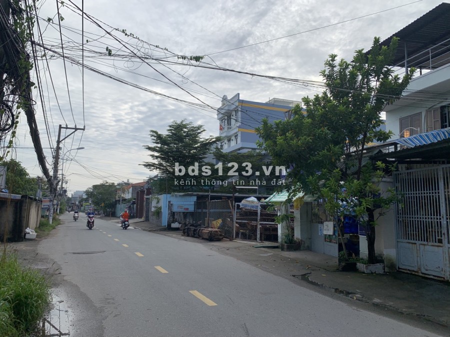 Bán nguyên căn 1 trệt, 3 lầu pháp lí chuẩn, Quận Thủ Đức,…