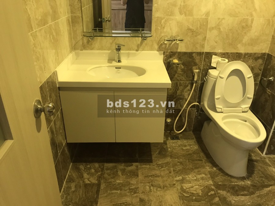 Gia đình cho thuê chung cư Ecolife Tây Hồ 2PN, full đồ giá chỉ 9.5 triệu/tháng