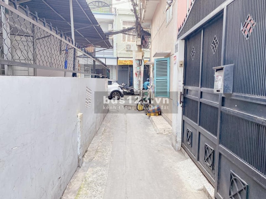 Nhà 4.75 tỷ, Phú Nhuận, đường Cô Giang, vừa ở vừa kinh doanh tốt. 4 tầng lầu - 20.7m2