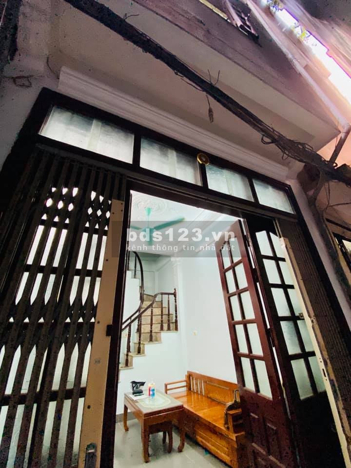 Bán nhà Ngõ quỳnh, quận Hai Bà Trưng 5 m ra đường oto 2.55 ty