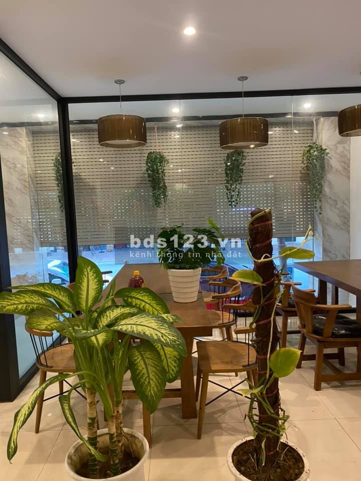 Tôi cần bán nhà Phố Nguyễn Thị Định, Trung Hoà, Cầu Giấy, MT 6m, DT 95m2, 8T, giá 54 tỷ.