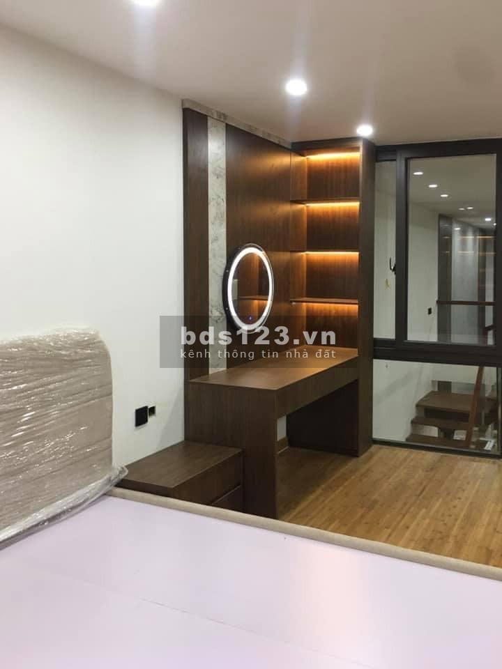 Tòa Apartment Lương Thế Vinh 28 Căn full đồ 1 căn Duplex 9 tầng mt 9m, dt 150m2 giá 37.5 TỶ