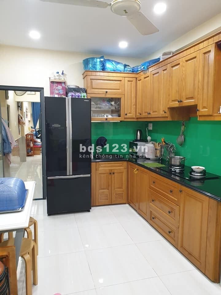 Bán nhà hẻm xe tải, 50m2, 3 phòng ngủ ngay chợ Bà Chiểu phường 2 Bình Thạnh chỉ có 4 tỷ