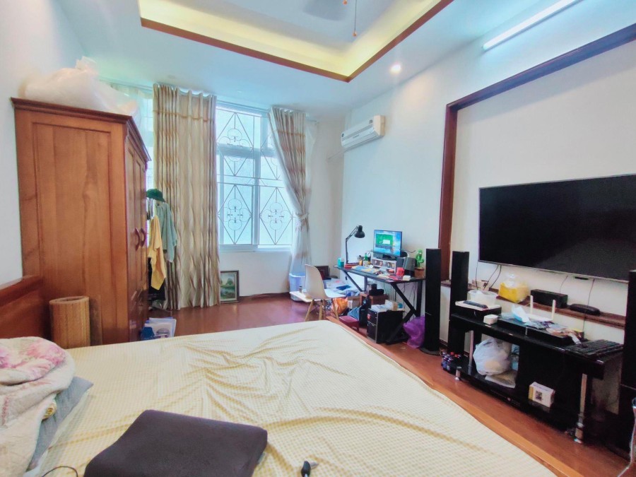 Sổ đổ chinh chủ ngõ thông ô tô, 2 mặt thoáng, dtsd 53m2, 6 tầng, mt 4m, lhcc 0909258391