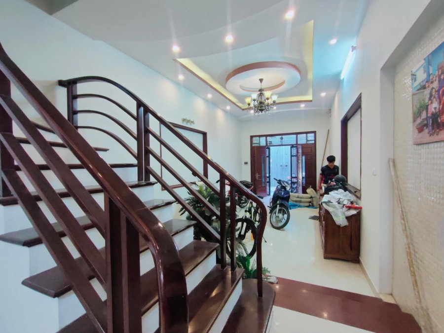 Sổ đổ chinh chủ ngõ thông ô tô, 2 mặt thoáng, dtsd 53m2, 6 tầng, mt 4m, lhcc 0909258391