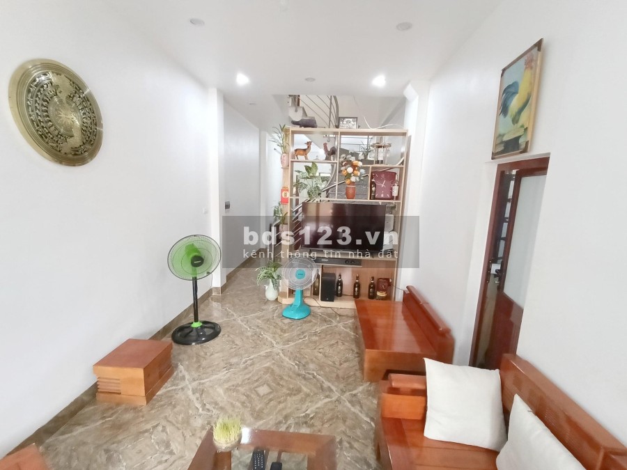 Đường Quang Trung, Quận Hà Đông, ngõ thông, ô tô đỗ, nhà mới, lô góc 44m2, 3 tầng, giá 3,1 tỷ